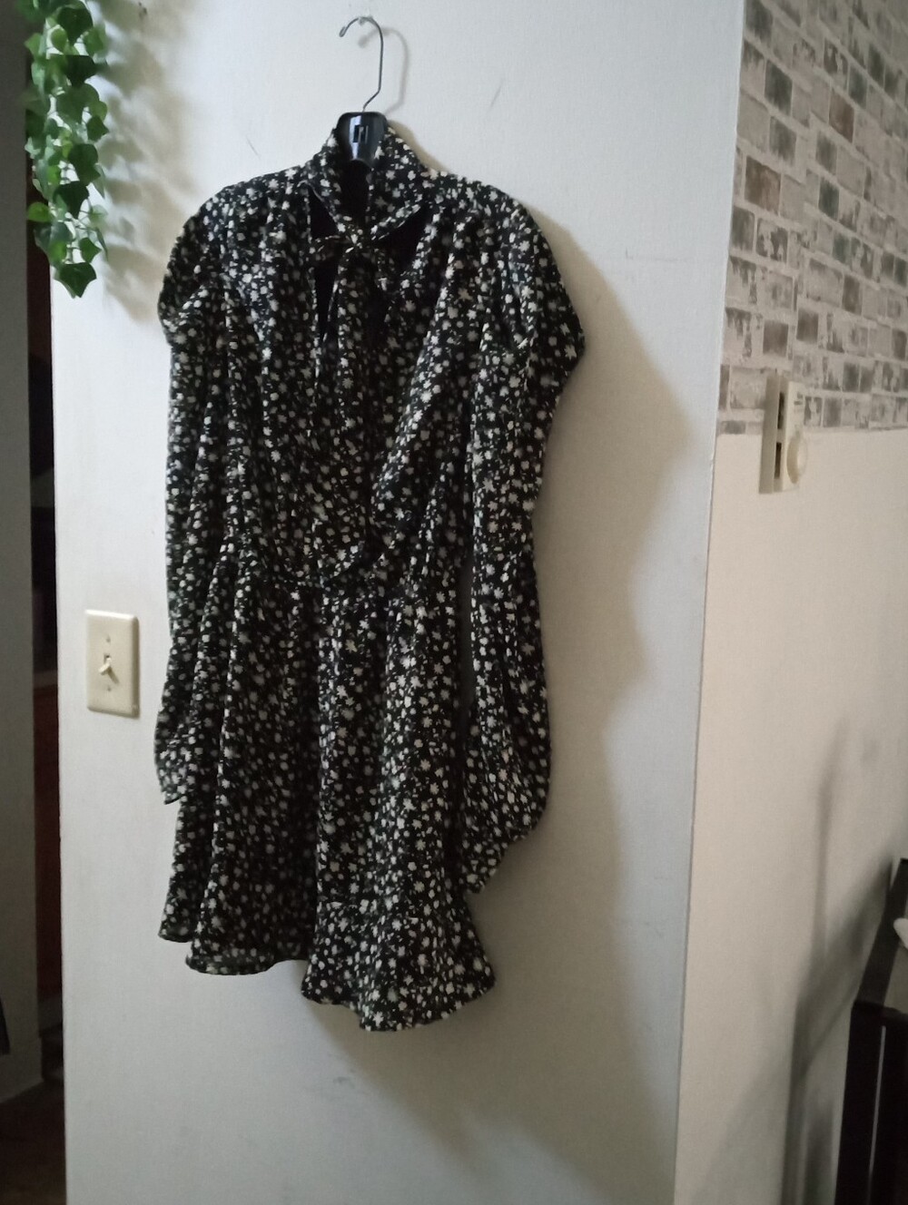 Black Floral Tie-Neck Long Sleeve Dress